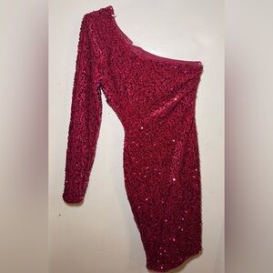 Red Sequin One-Shoulder Dress